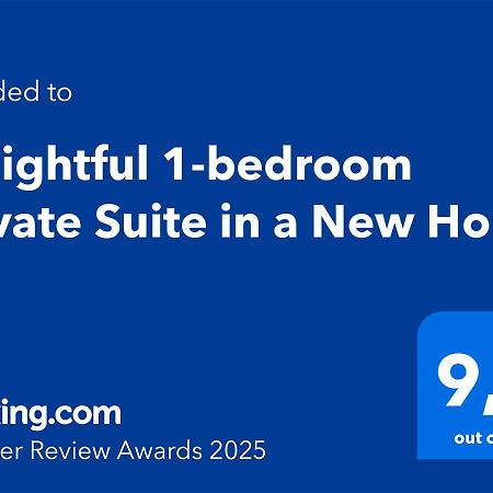 Delightful 1-Bedroom Private Suite In A New Home Calgary Luaran gambar